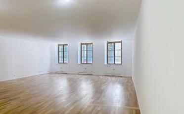 Office - image - 1