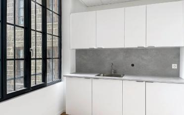 Office - image - 3