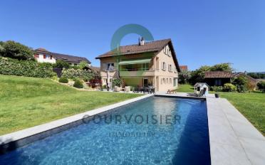 Maison 9 pièces - image - 1