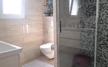 Villa - image - 5