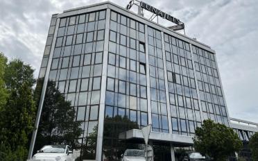 Office - image - 6