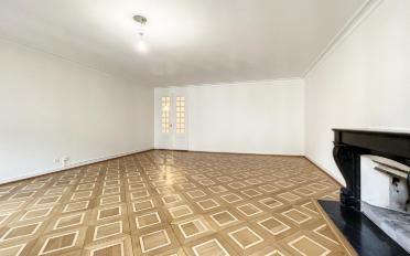 Apartment 6 rooms - image - 2