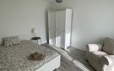 Furnished flat 4 rooms - image - 3