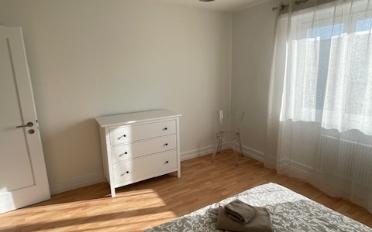 Furnished flat 4 rooms - image - 6