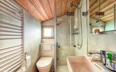 Attic flat 2.5 rooms - image - 6