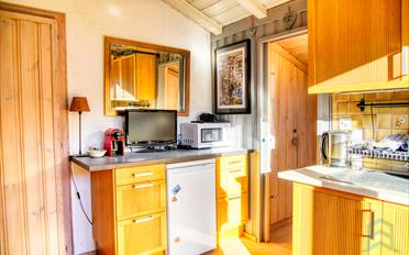 Attic flat 2.5 rooms - image - 4