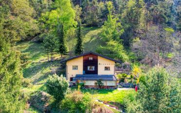 Chalet 4.5 pièces - image - 1