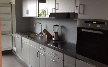 Furnished flat 2.5 rooms - image - 1