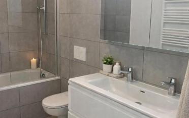 Apartment 4 rooms - image - 4