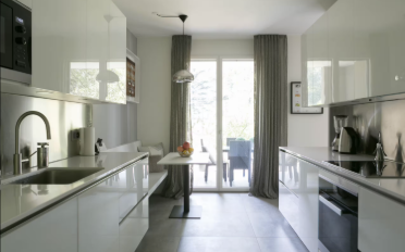 Apartment 6 rooms - image - 3
