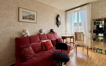 Furnished flat 5.5 rooms - image - 3