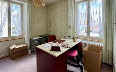 Furnished flat 5.5 rooms - image - 5