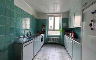 Furnished flat 5.5 rooms - image - 6