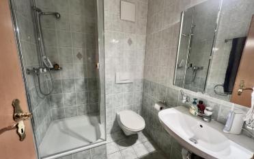 Apartment 6 rooms - image - 8