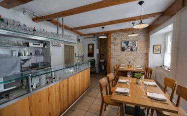Bifamiliar house - image - 8