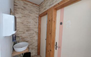 Bifamiliar house - image - 11