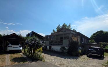 Villa - image - 1