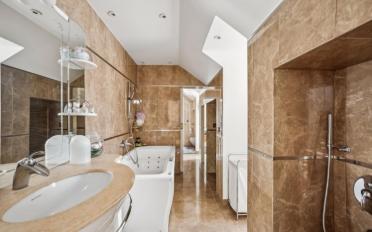 Single house 10 rooms - image - 5