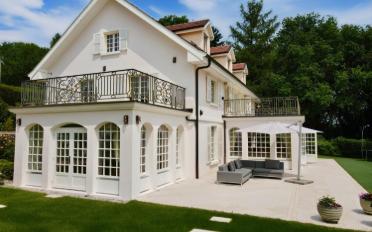 Single house 10 rooms - image - 8