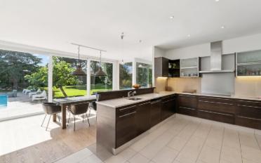 Single house 11 rooms - image - 3