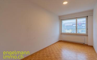 Apartment 4 rooms - image - 12