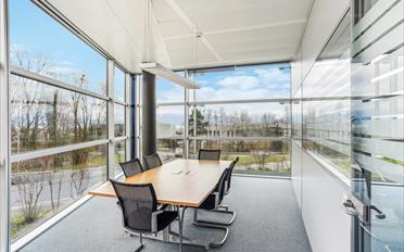 Office - image - 5