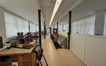 Commercial - image - 6
