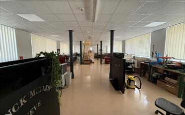Commercial - image - 8