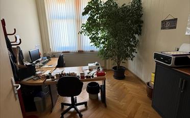 Commercial - image - 13