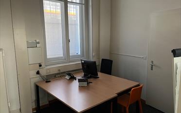 Office - image - 6