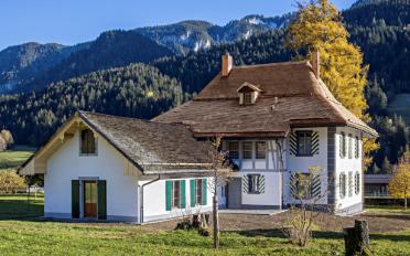 Single house 8 rooms - image - 2