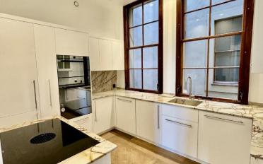 Apartment 6 rooms - image - 4