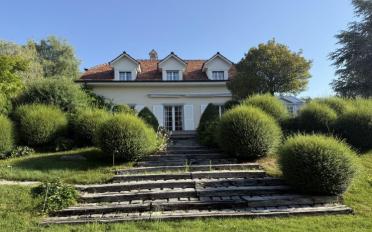 Maison 7 pièces - image - 1