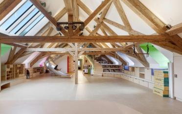 Single house 20 rooms - image - 9