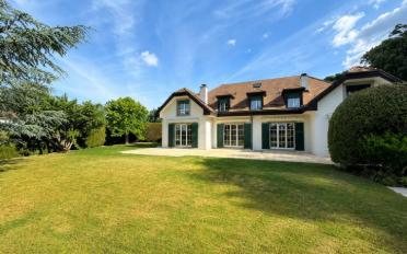 Einfamilienhaus 10 Zimmer - image - 1