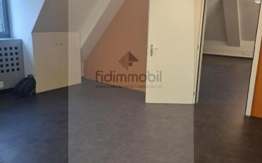 Office - image - 4