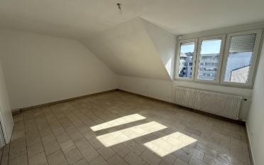 Attic flat 2.5 rooms - image - 4