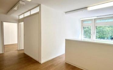 Bureau 4 pièces - image - 1