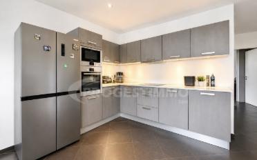Apartment 4 rooms - image - 2