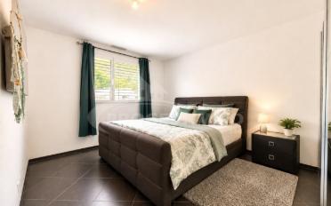Apartment 4 rooms - image - 3