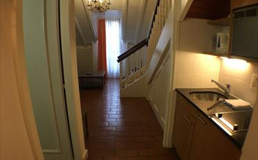 Furnished flat 2 rooms - image - 3