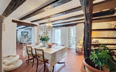 Maison 8 pièces - image - 2