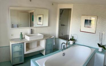 Maison contiguë 7 pièces - image - 9