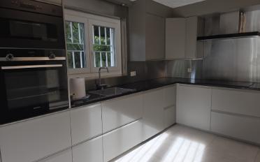 Einfamilienhaus 7.5 Zimmer - image - 3