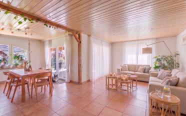 Einfamilienhaus 5.5 Zimmer - image - 1