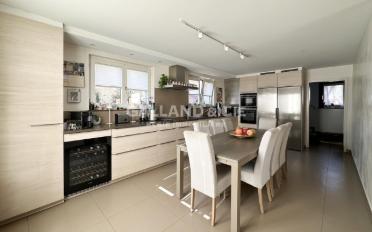 Einfamilienhaus 7.5 Zimmer - image - 4