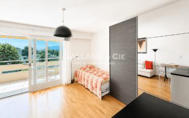 Furnished flat 1 room - image - 2