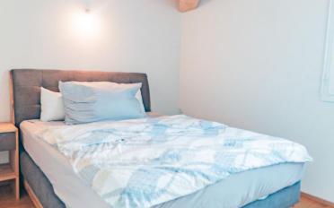 Attic flat 2.5 rooms - image - 11