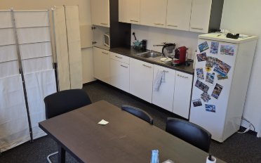 Office - image - 1