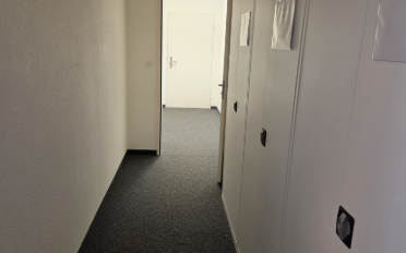 Office - image - 5